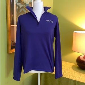 Jogger top TAOS deep purple. NWOT. Size Large